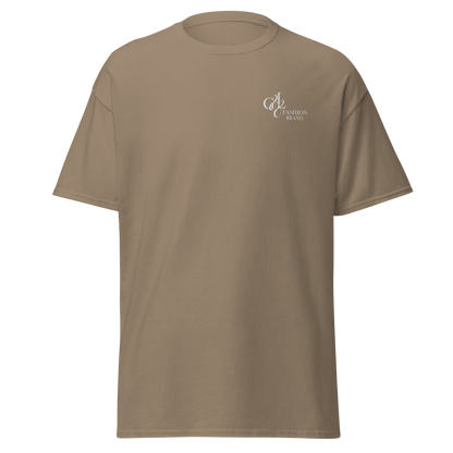 Explore G&L Fashion Brand’s brown embroidered T-shirt. Combining comfort and style, this piece features elegant embroidery for a refined touch. Embrace the timeless appeal of G&L Fashion Brand.